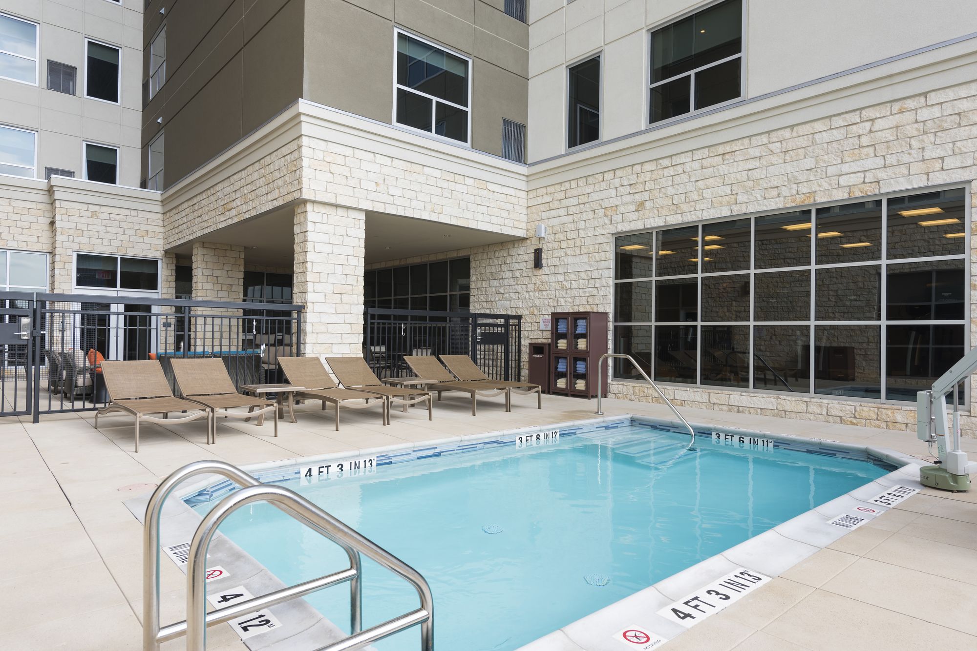 Фото Hyatt House Austin/Downtown
