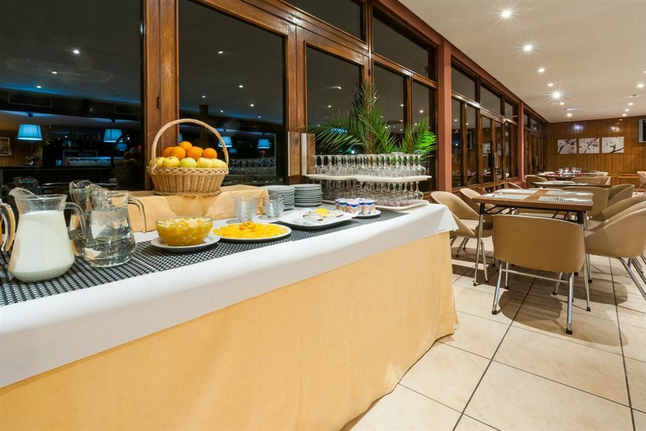 Фото Hotel Los Olivos