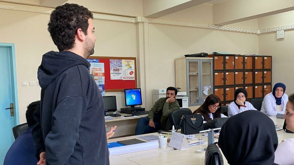 School Sarayduzu Imam Hatip Middle School, Sarayduzu, photo