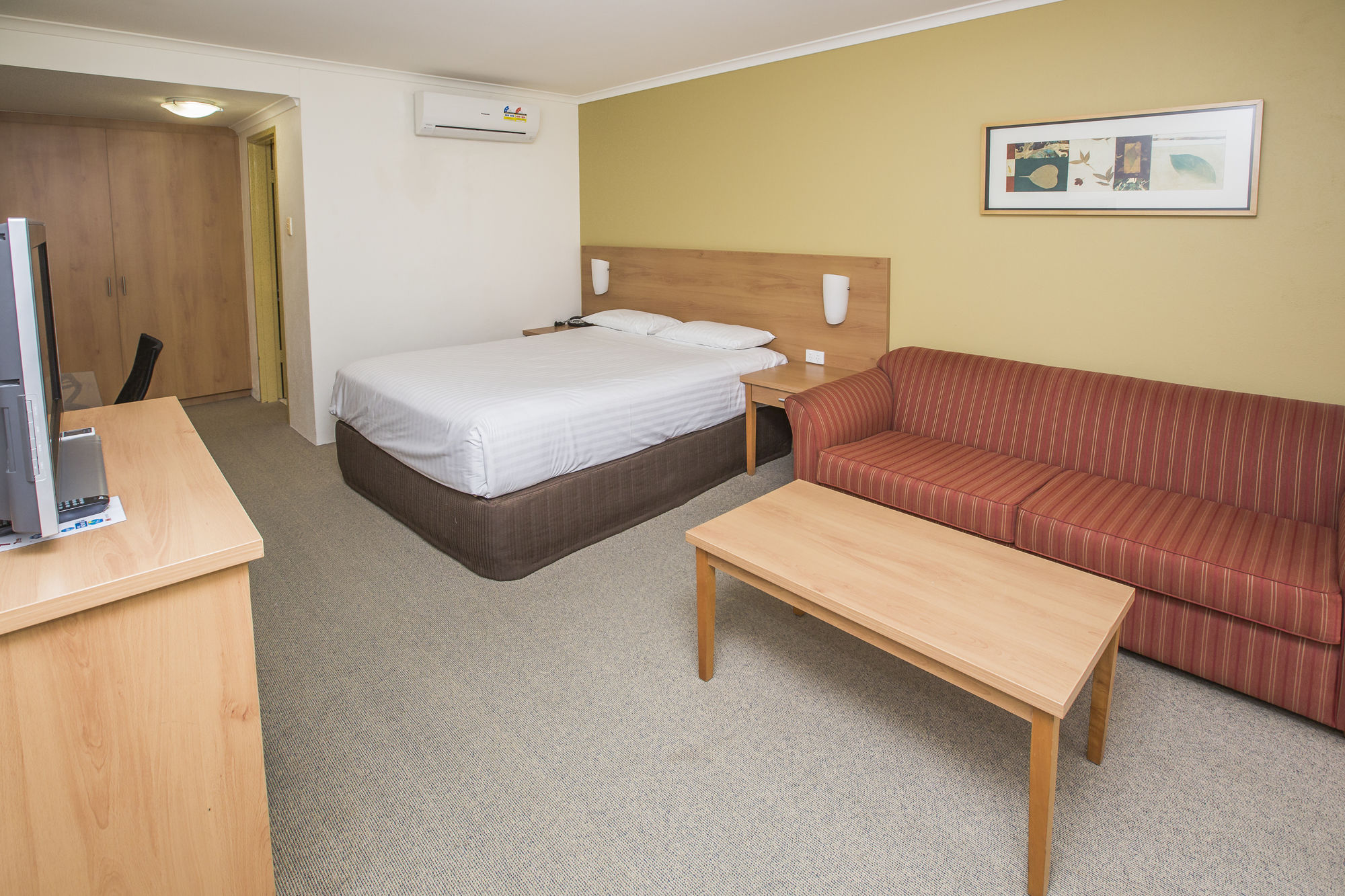 Фото ibis Styles Canberra Eaglehawk