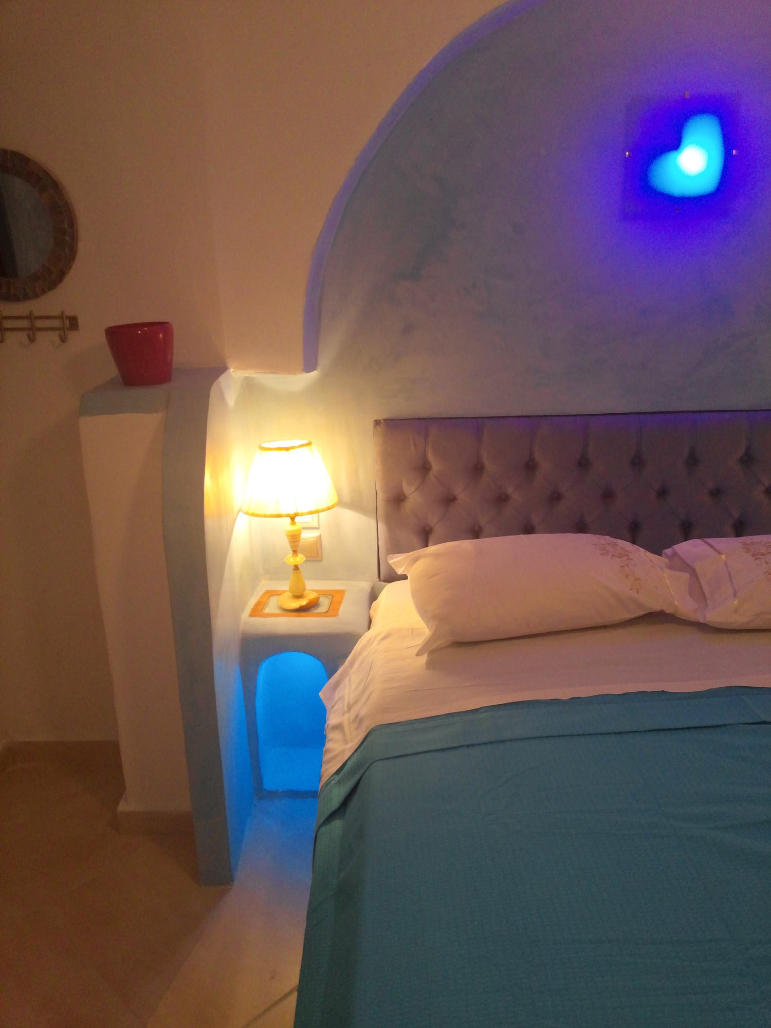 Фото Bouganville Apartments