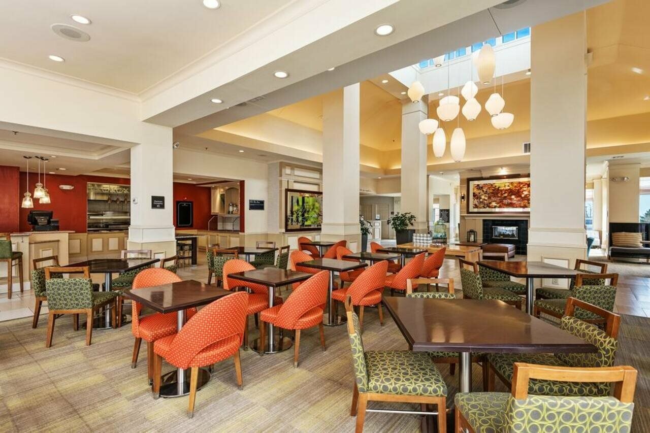 Фото Hilton Garden Inn Overland Park