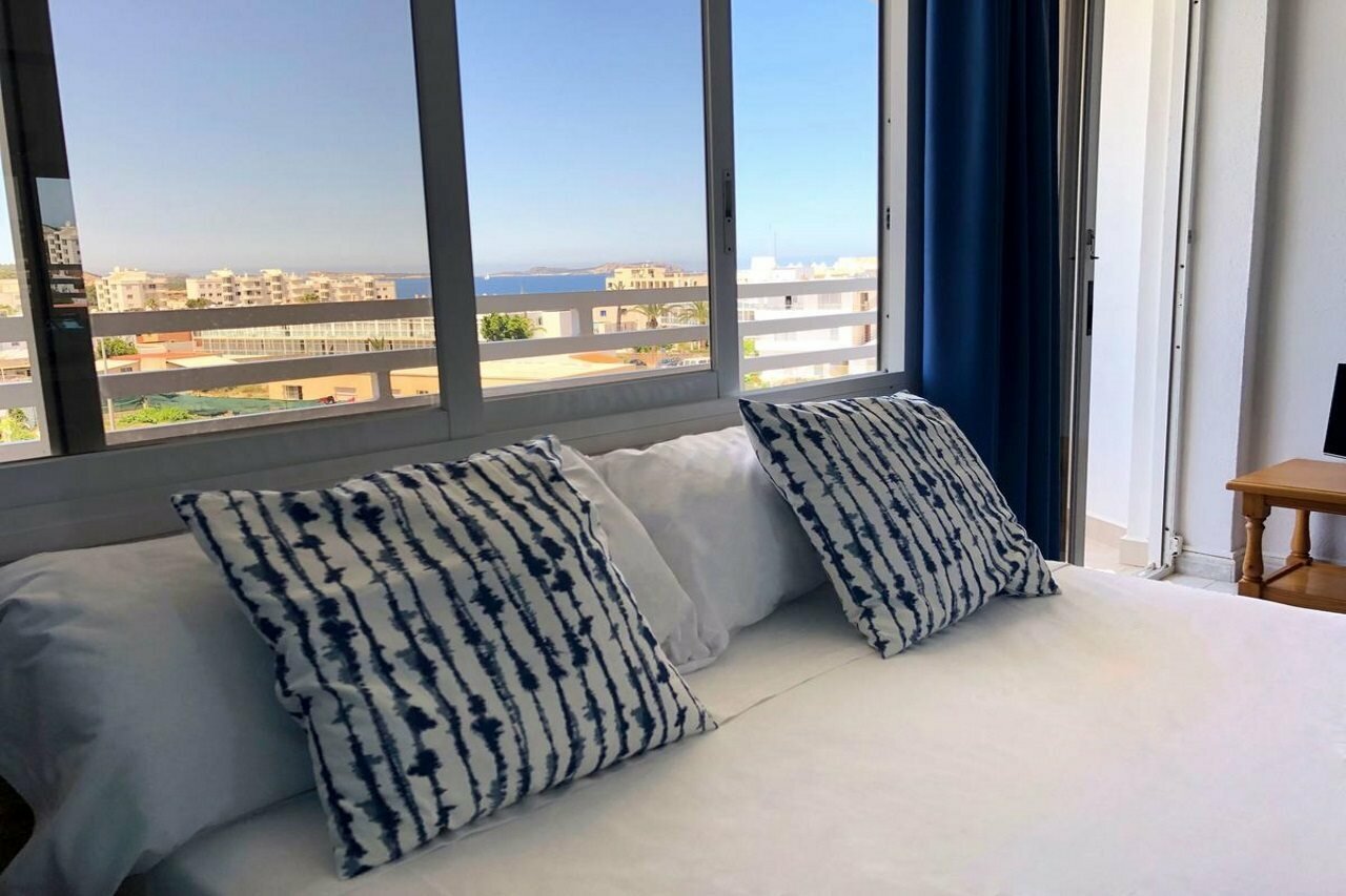 Фото Troulis Aparthotel