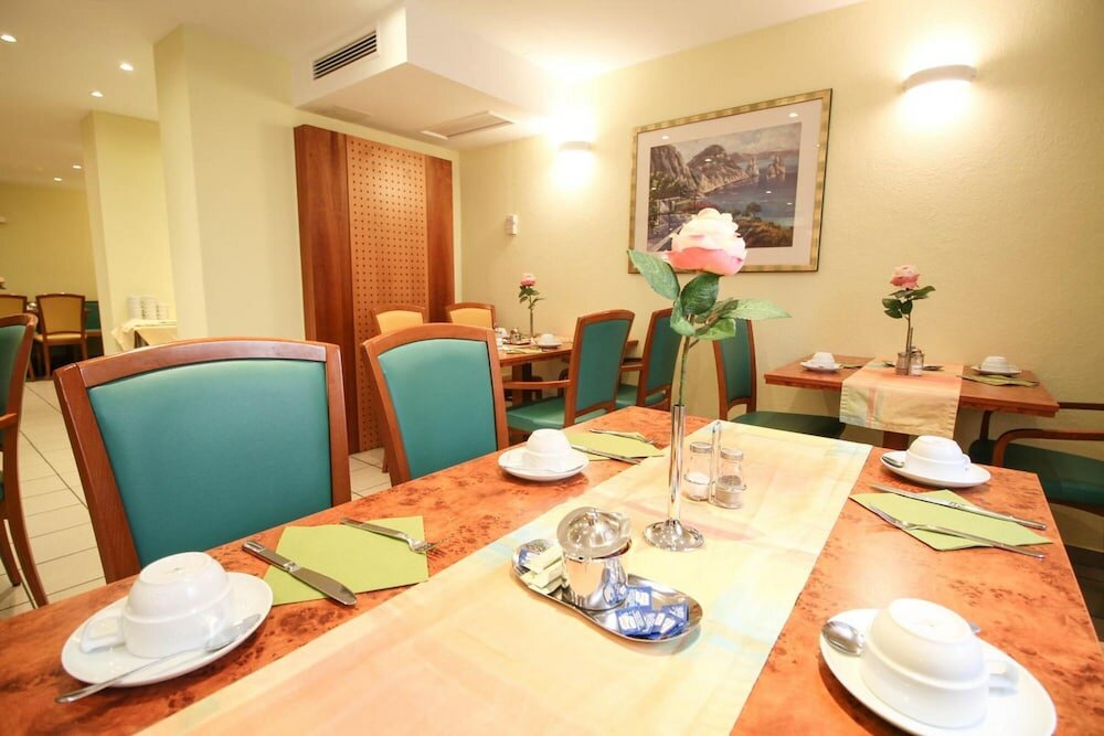 Фото Hotel Miramar am Römer