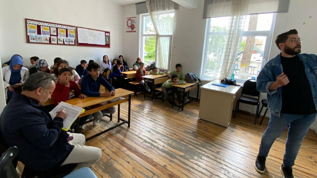 School Atabey Imam Hatip Middle School, Atabey, photo