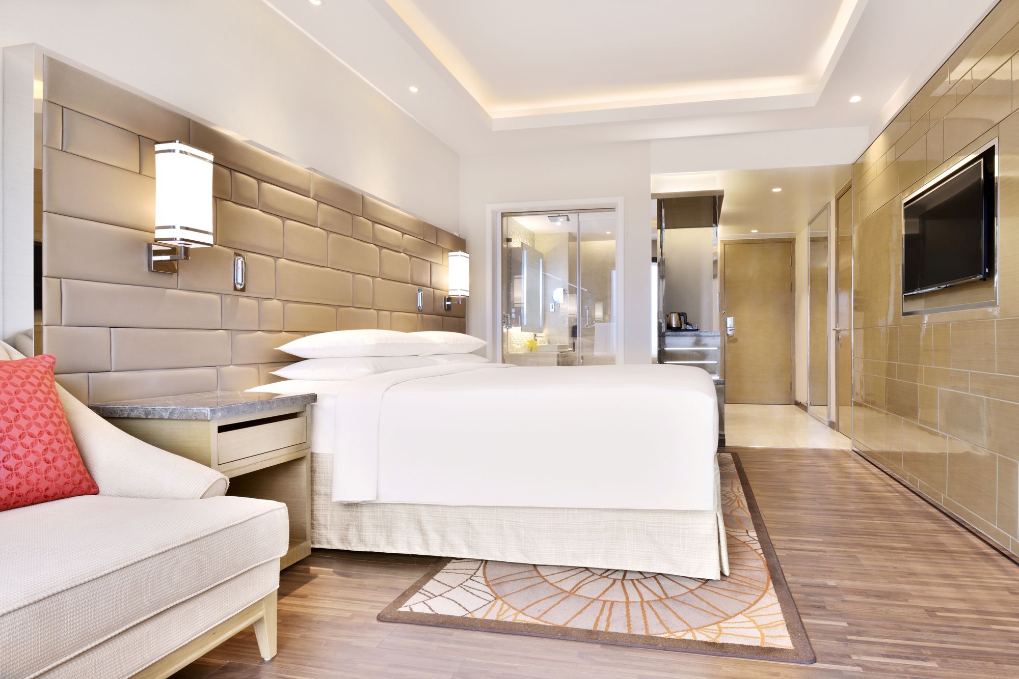 Фото Courtyard by Marriott Bengaluru Hebbal