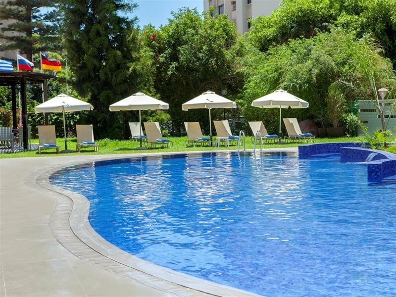 Фото Kapetanios Odysseia Hotel