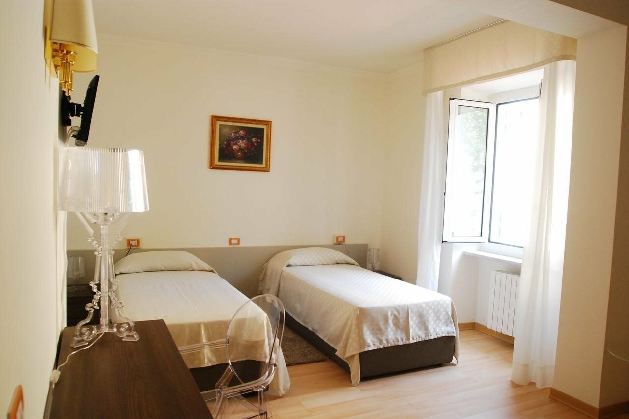 Фото Hotel Villa Sapienza