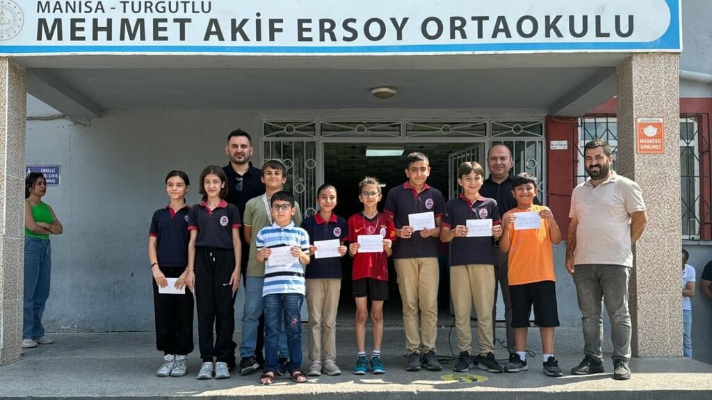 School Mehmet Akif Ersoy Secondary School, Turgutlu, photo