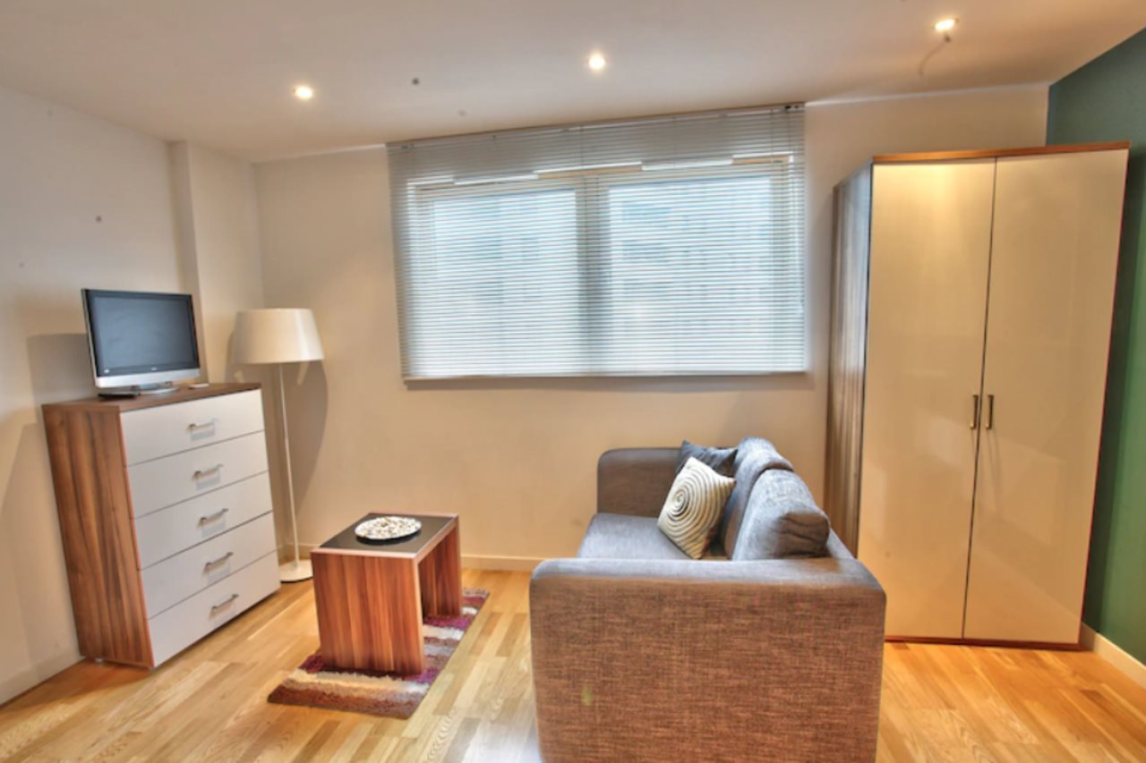 Фото Gateway Apartments