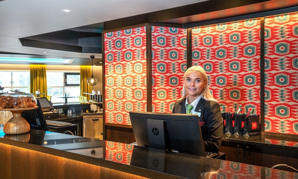 Фото Thon Hotel Bergen Airport