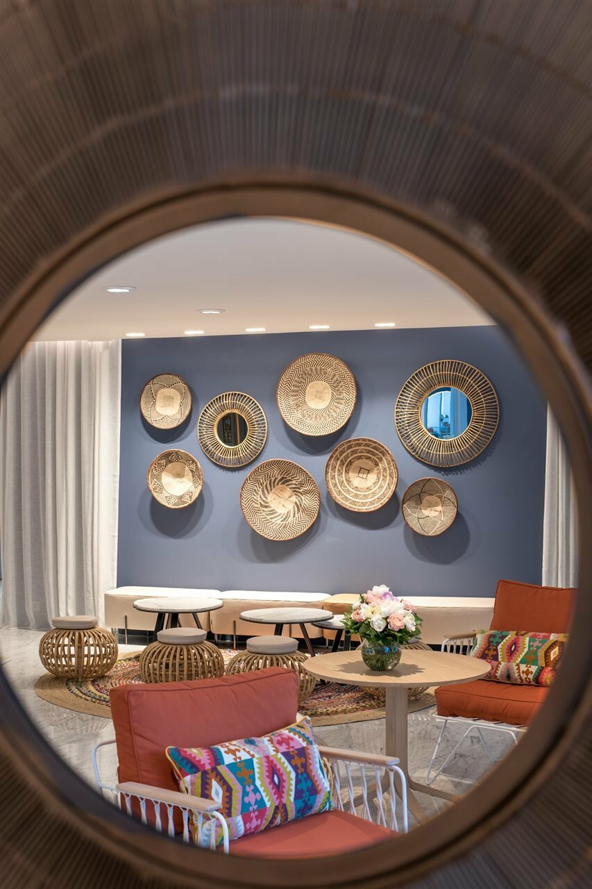 Фото Hotel Croisette Beach Cannes-MGallery