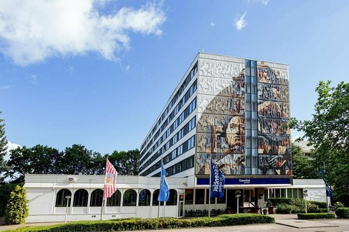 Внешний вид отеля Pentahotel Bremen в Бремене, фото 1
