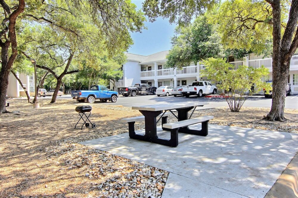 Фото Studio 6 Austin, Tx - Northwest