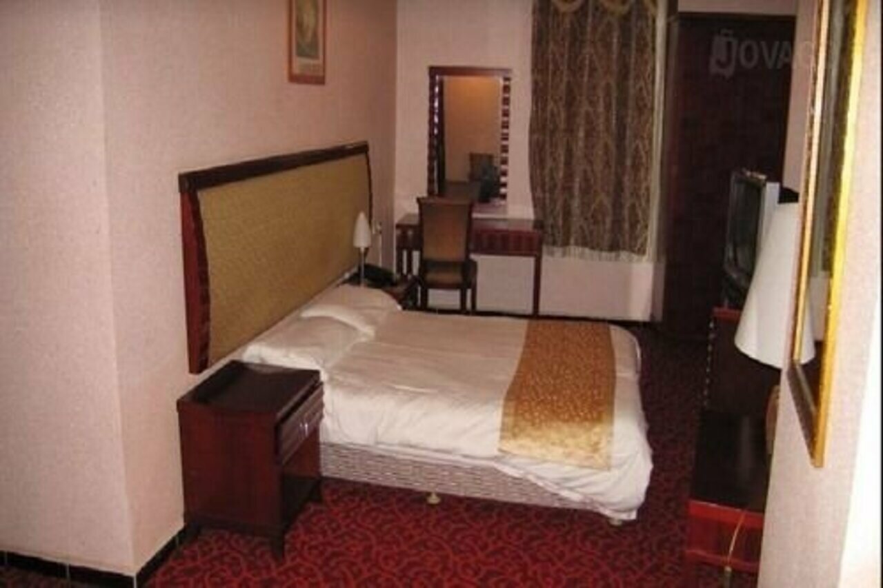 Фото Hotel Montparnasse