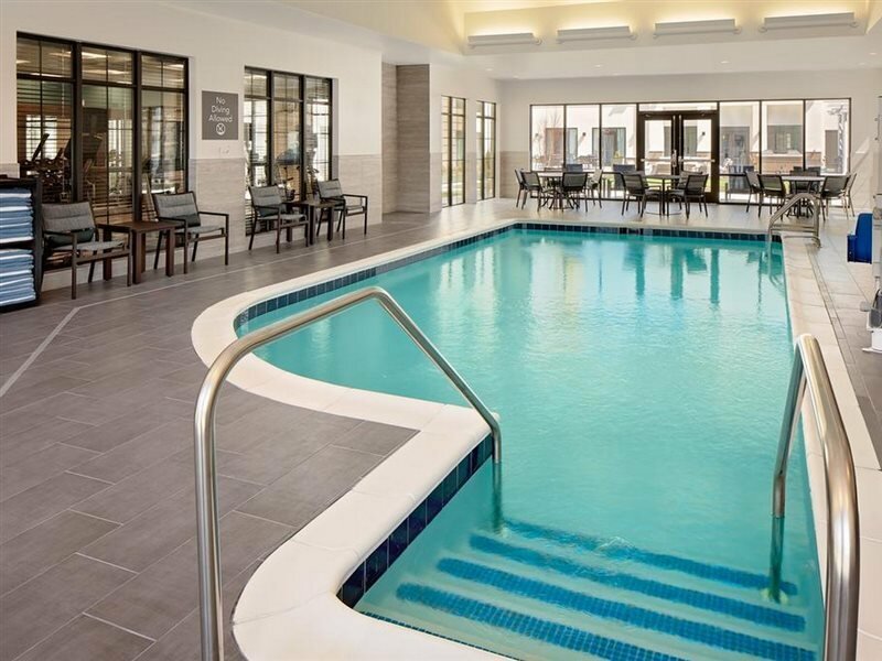 Фото Homewood Suites by Hilton Ronkonkoma