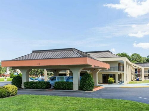 Гостиница Days Inn Norfolk Airport в Норфолке