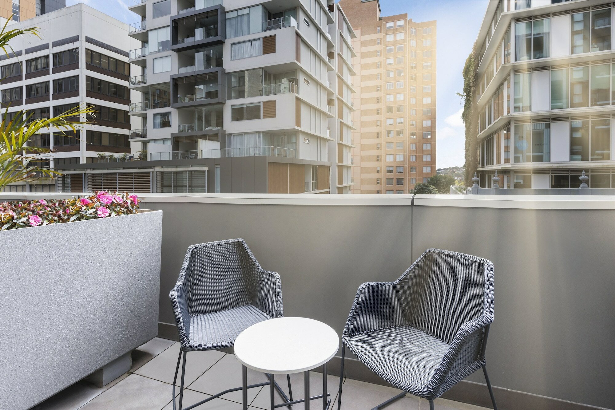 Фото Holiday Inn & Suites Sydney Bondi Junction, an Ihg Hotel