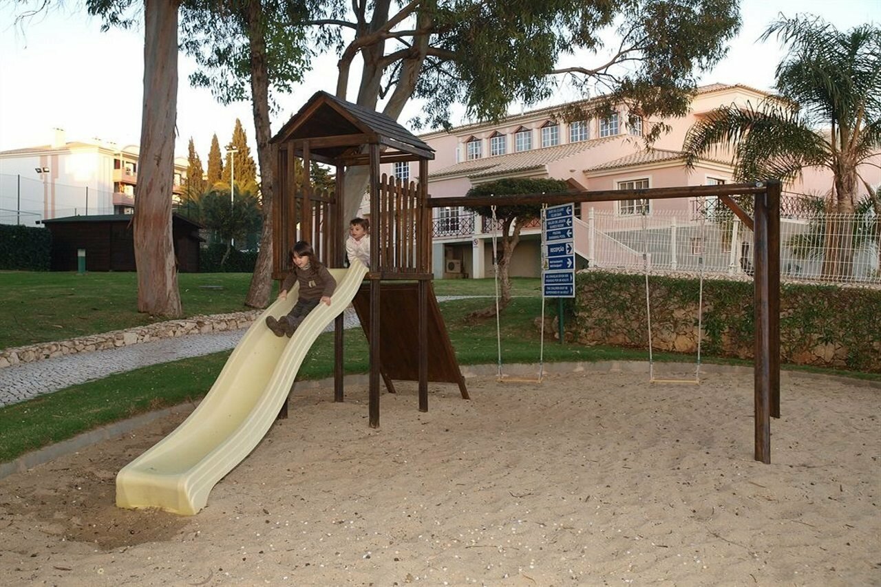 Фото Apartamentos Turísticos Clube Vilarosa