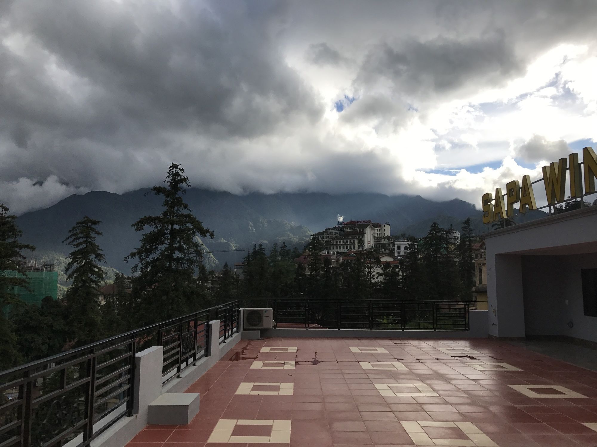 Фото Sapa Wings Hotel