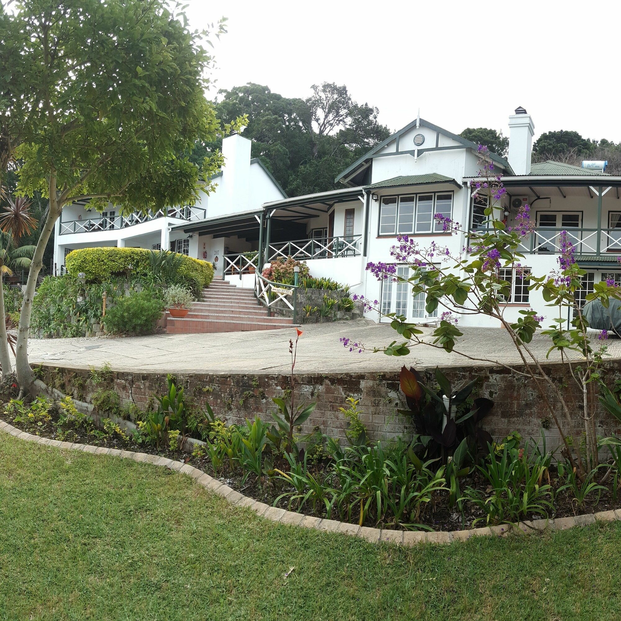 Фото Hide Away Guest House