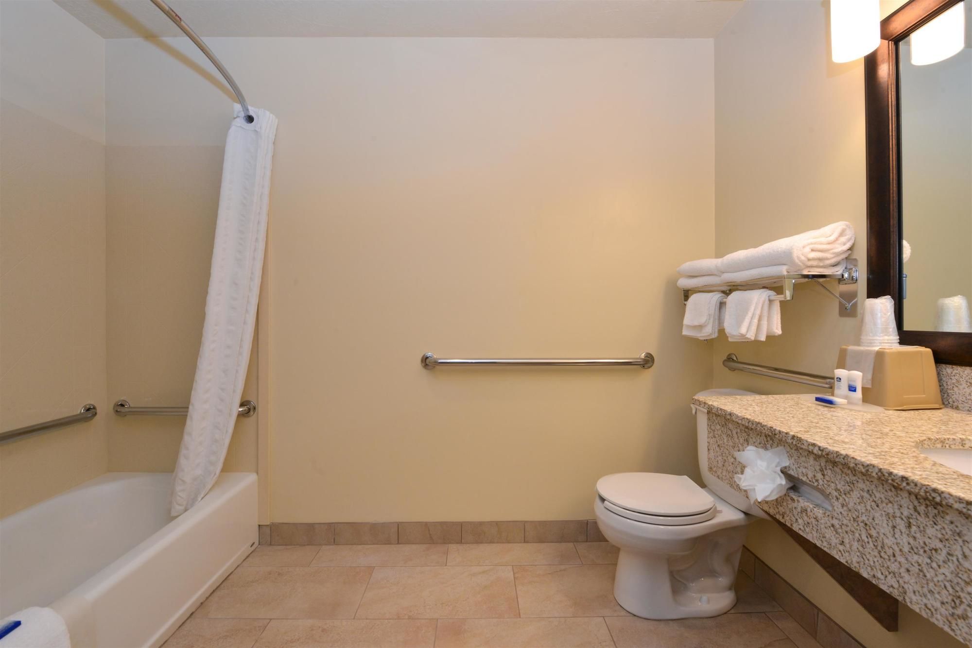 Фото Best Western Pinedale Inn