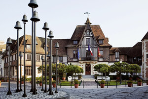Гостиница Ibis Deauville Centre