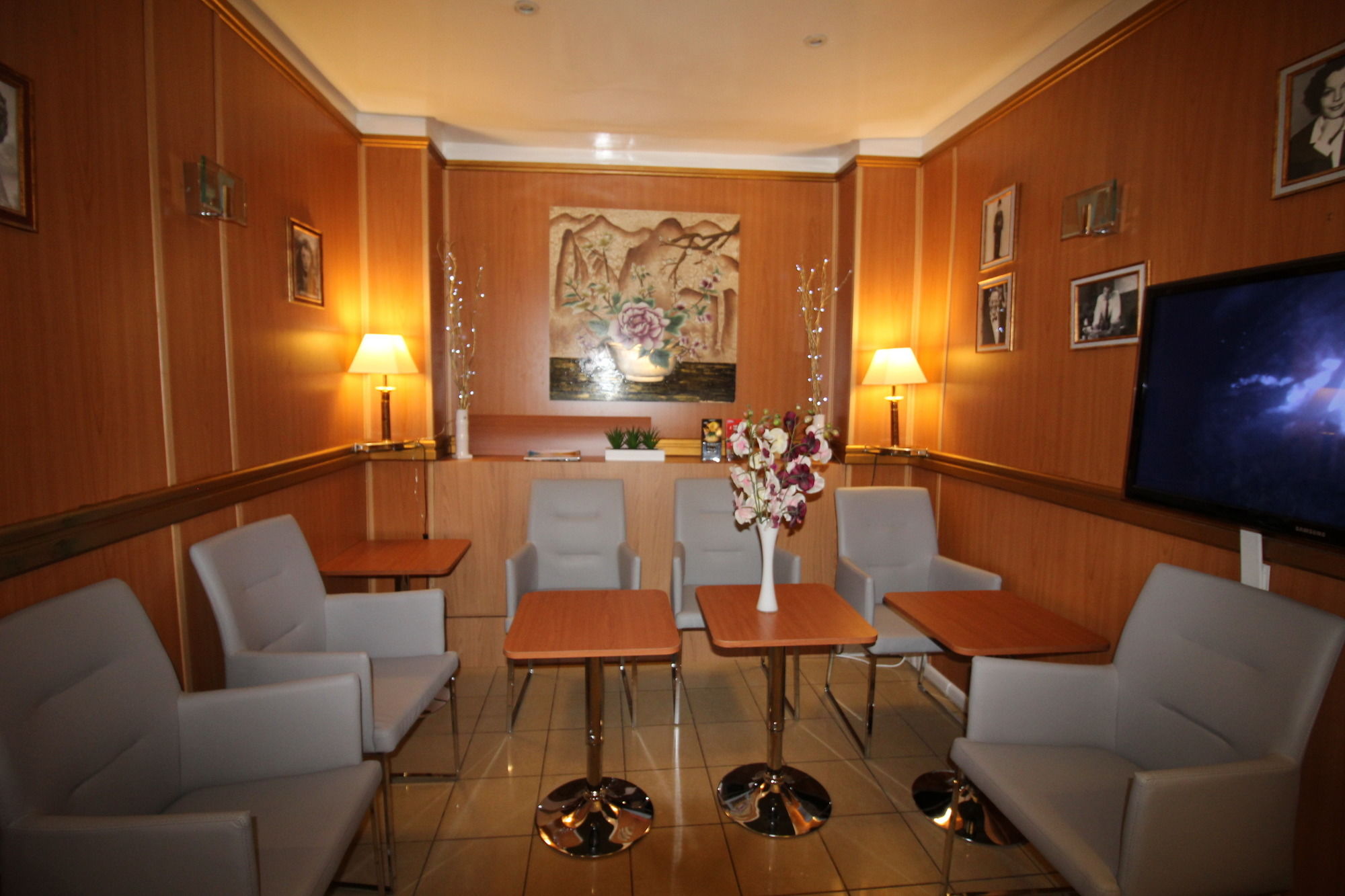 Фото Le Nouvel Hôtel du Théâtre