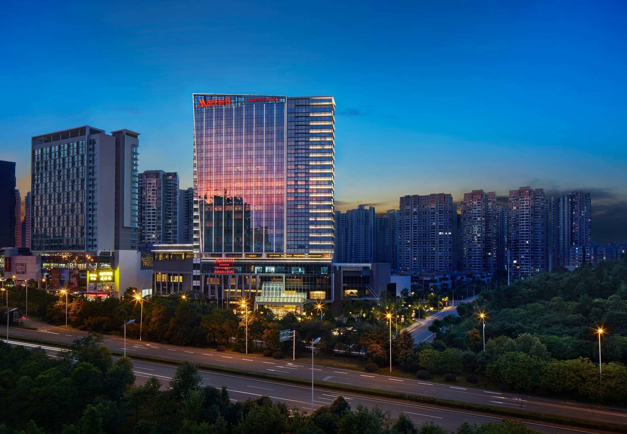 Фото Zhuzhou Marriott Hotel
