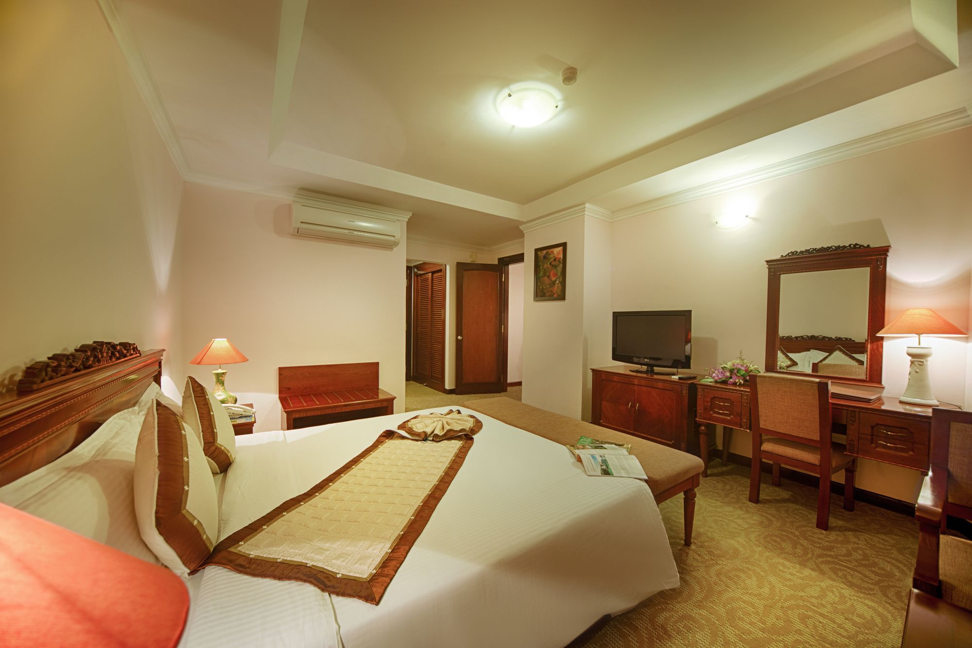 Фото Muong Thanh Grand Phuong Dong Hotel