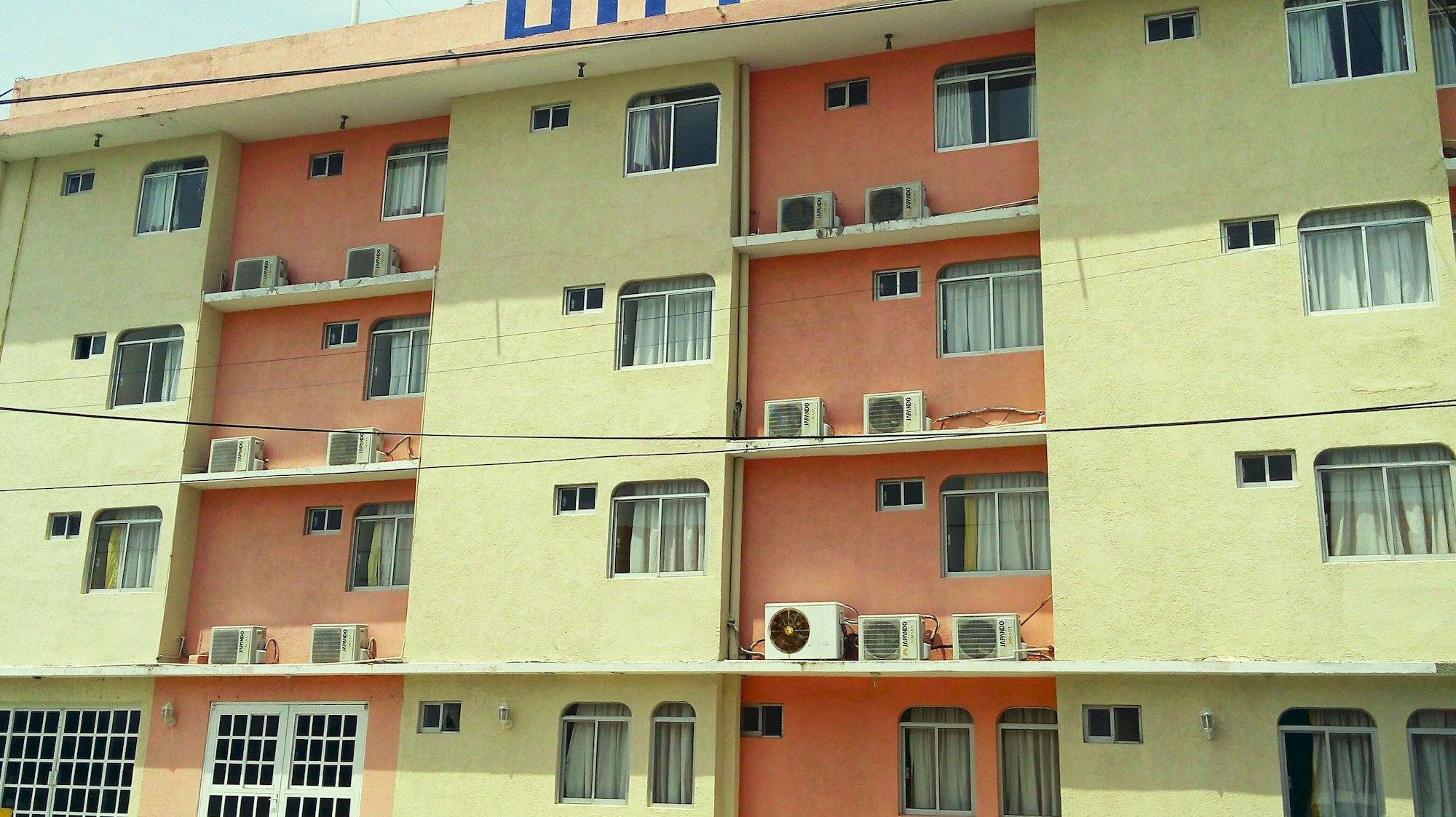 Фото Hotel Plaza Jardín