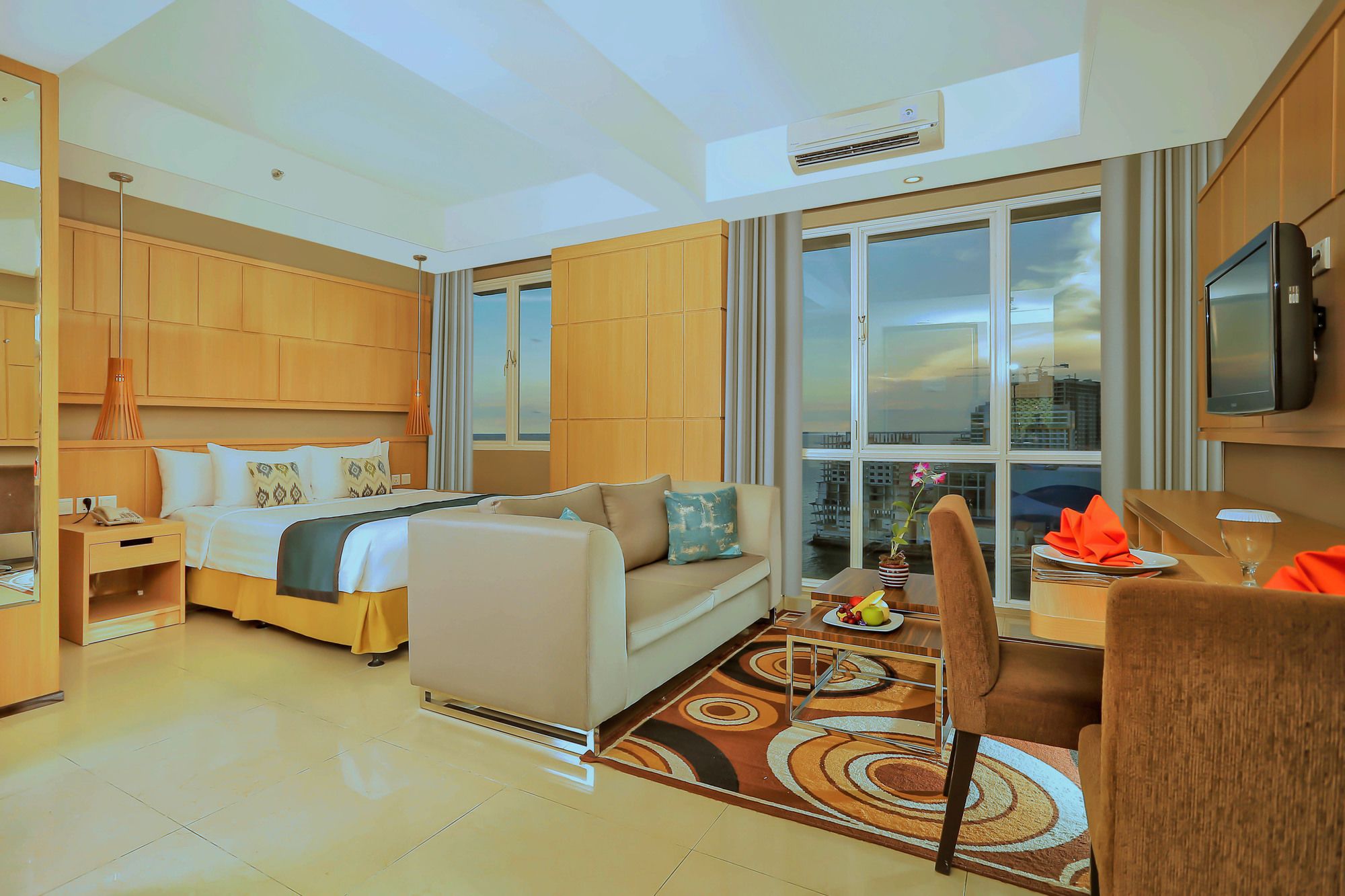 Фото Golden Tulip Balikpapan Hotel & Suites