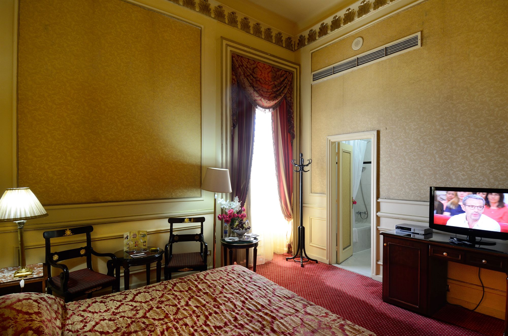 Фото Paradise Inn Le Metropole Hotel