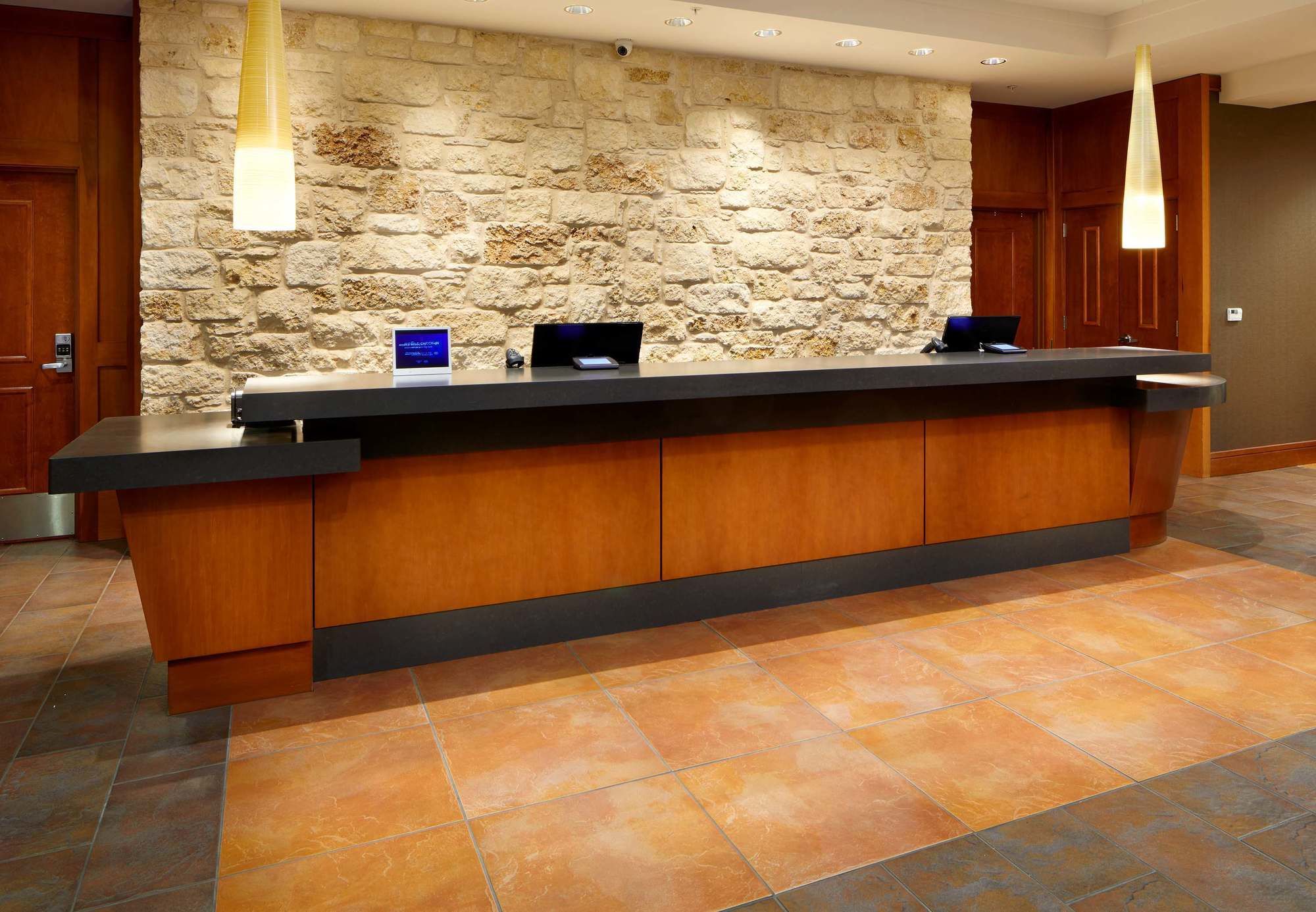 Фото Residence Inn by Marriott San Antonio Six Flags at The Rim