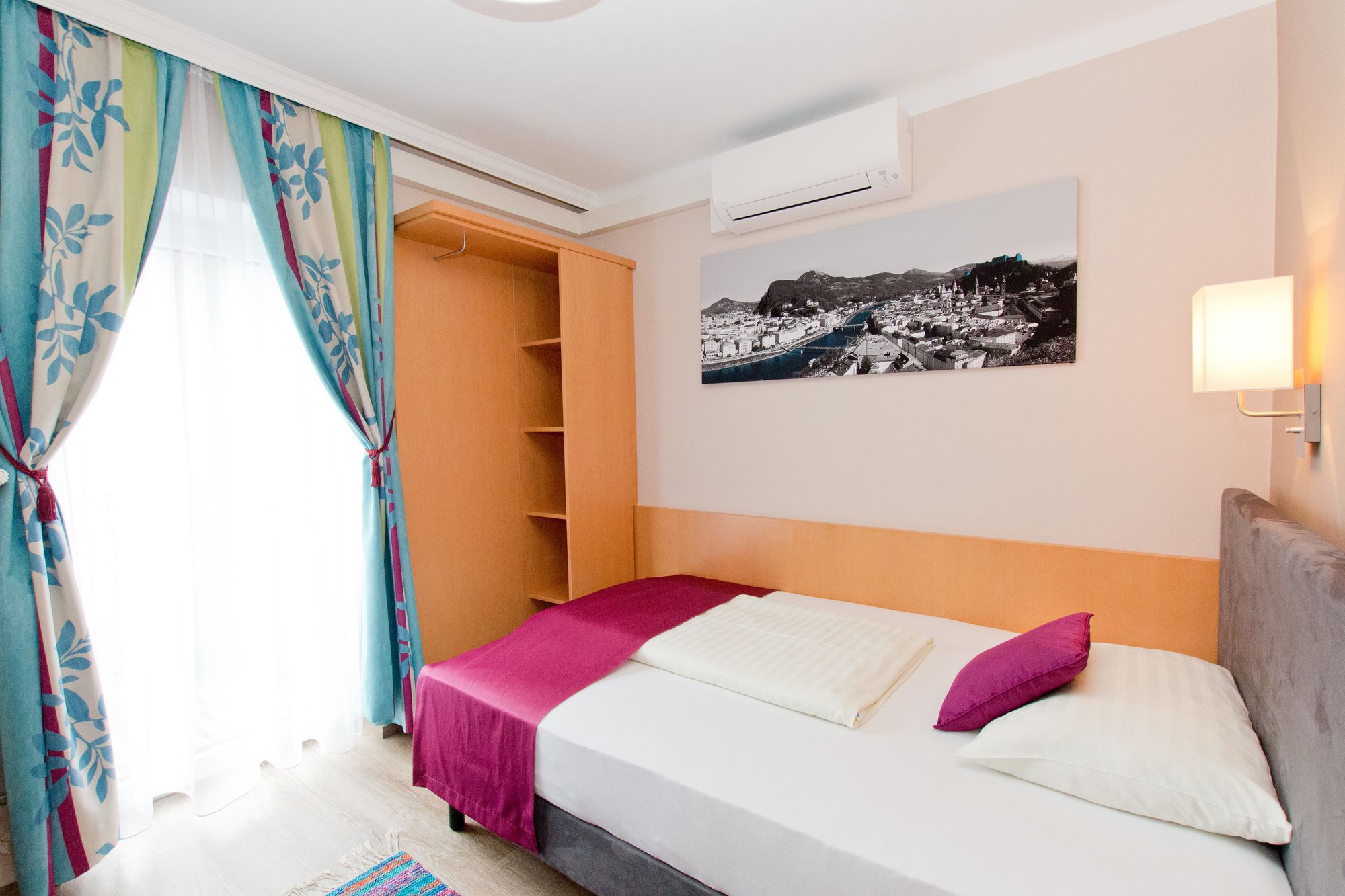 Фото Hotel Das Junior by Max 70