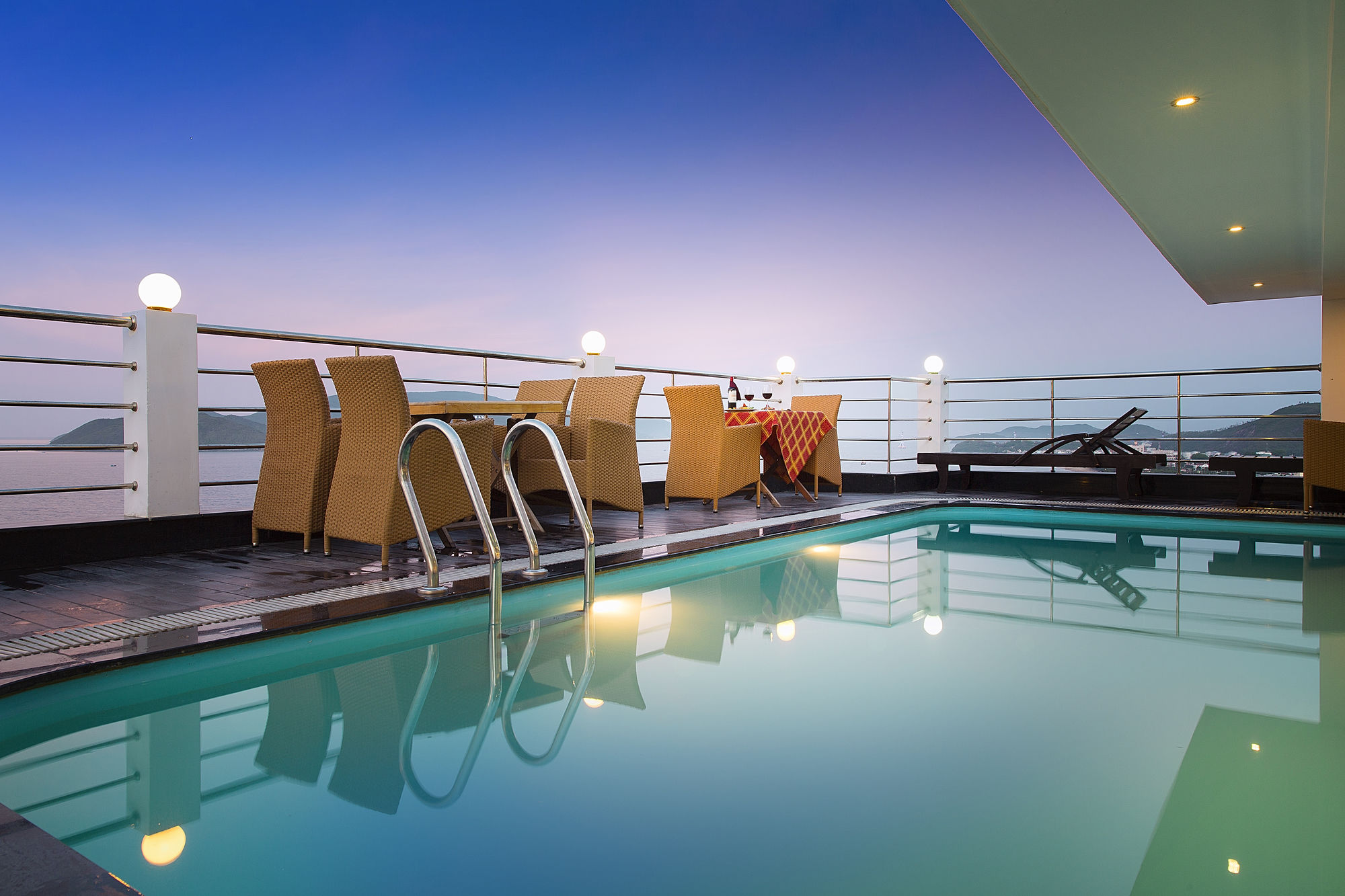 Фото Majestic Star Hotel