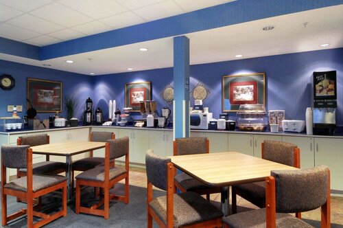 Гостиница Microtel Inn & Suites by Wyndham Bossier City в Бошьер Сити