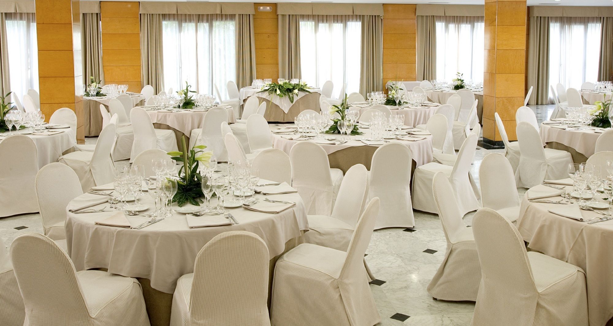 Фото Nh Ciutat de Reus