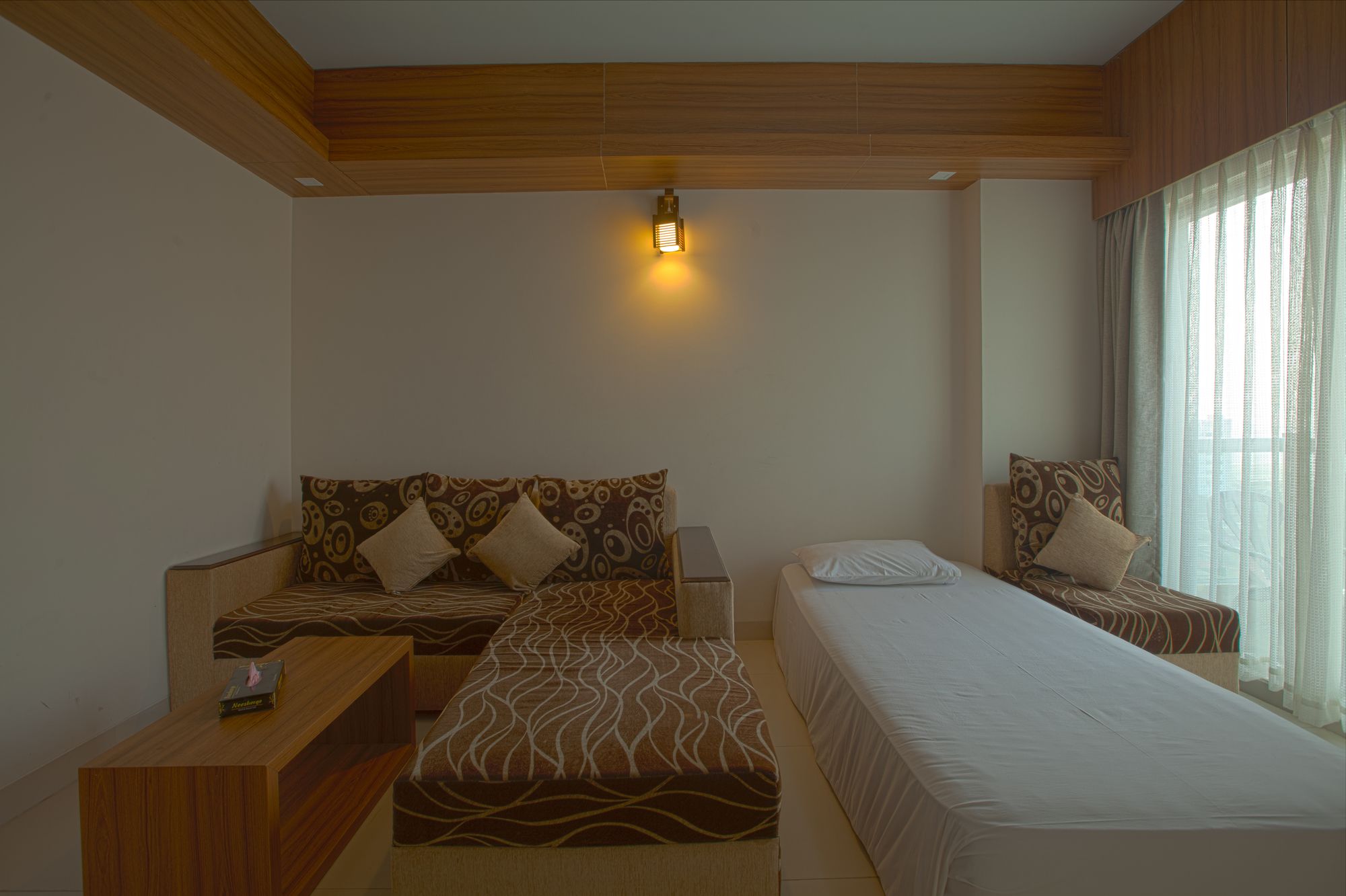 Фото Neeshorgo Hotel And Resort Ltd