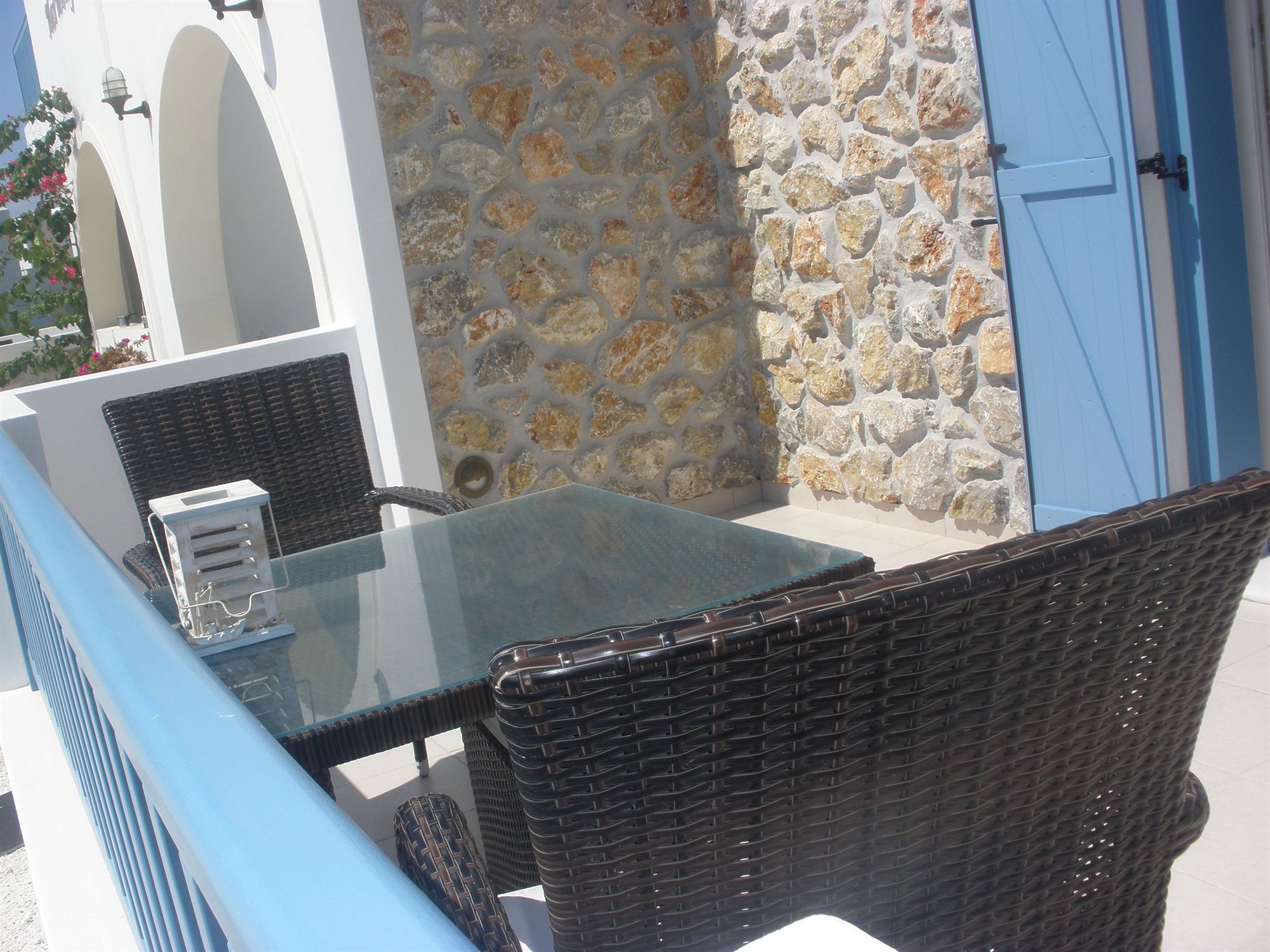 Фото Blue Harmony Apartments