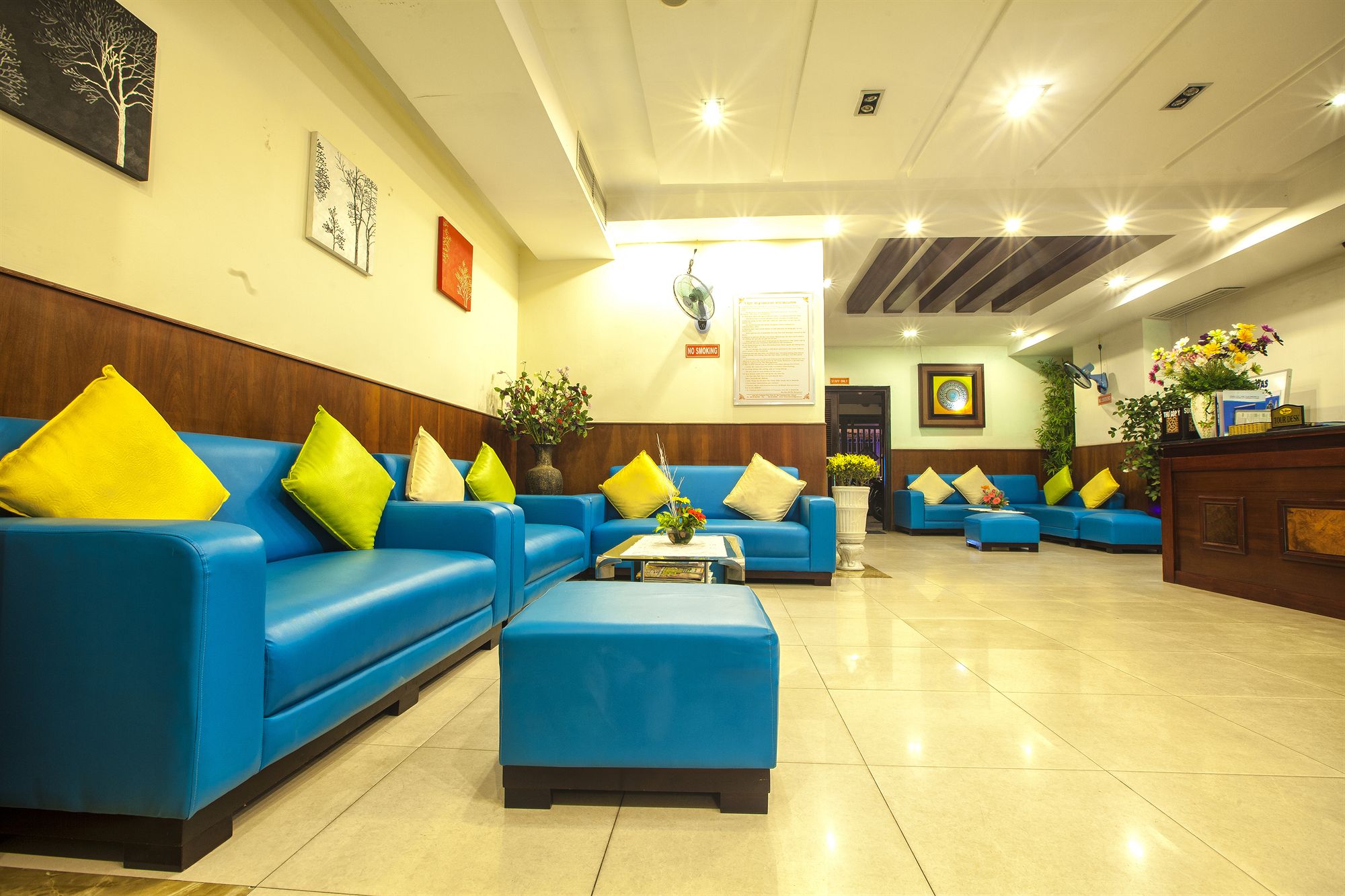 Фото The Summer Hotel