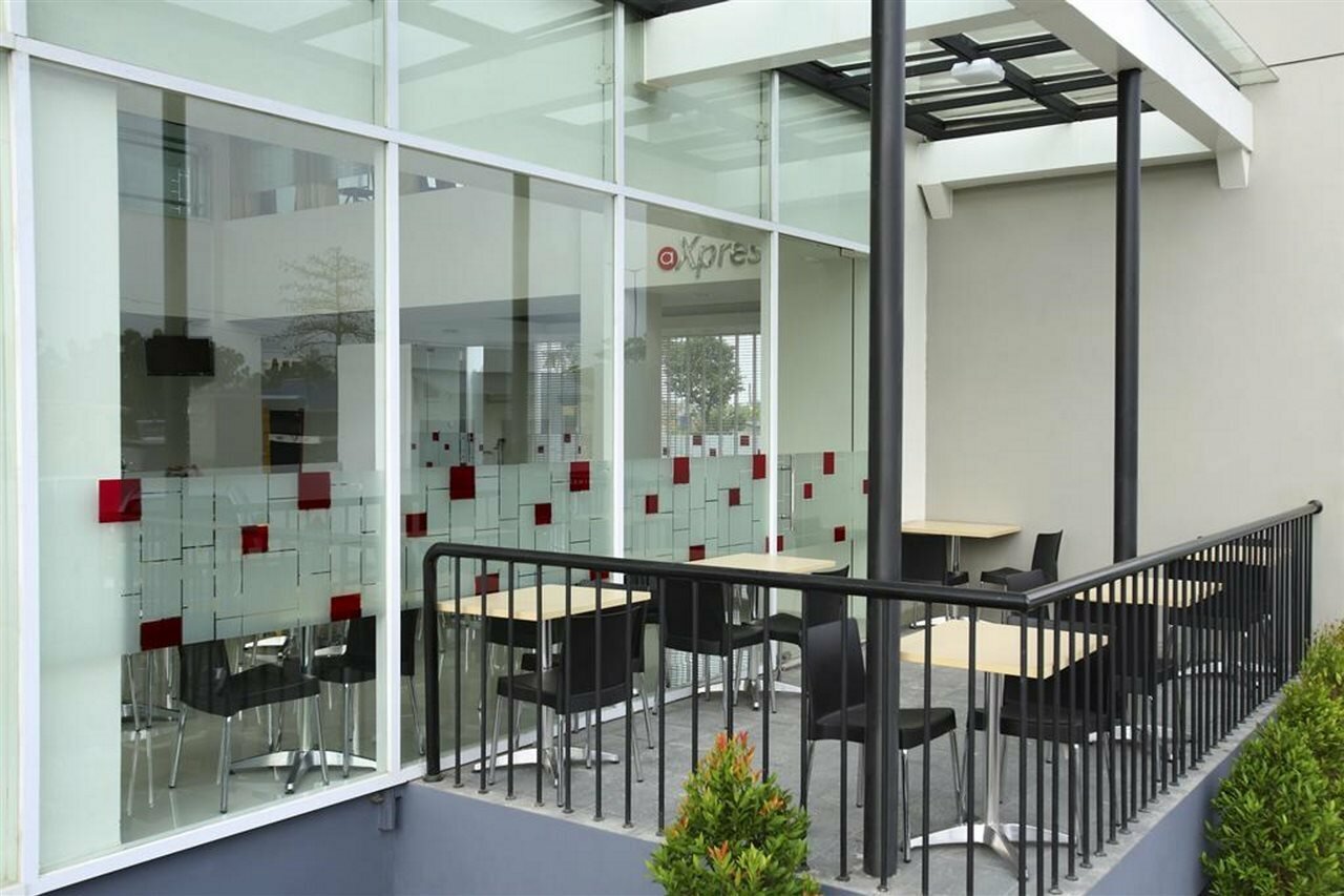 Фото Amaris Hotel Bekasi Barat