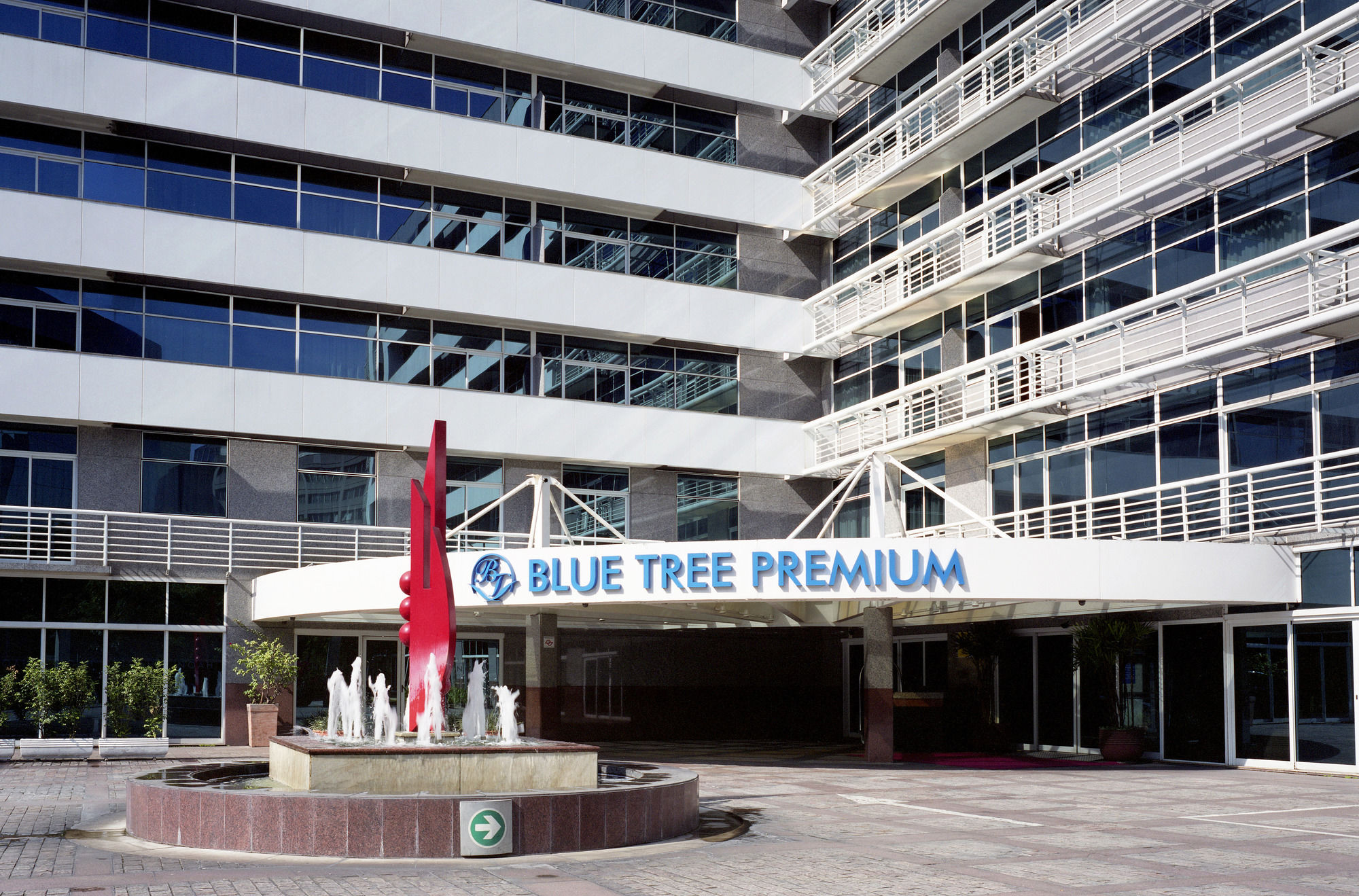 Фото Blue Tree Premium Verbo Divino