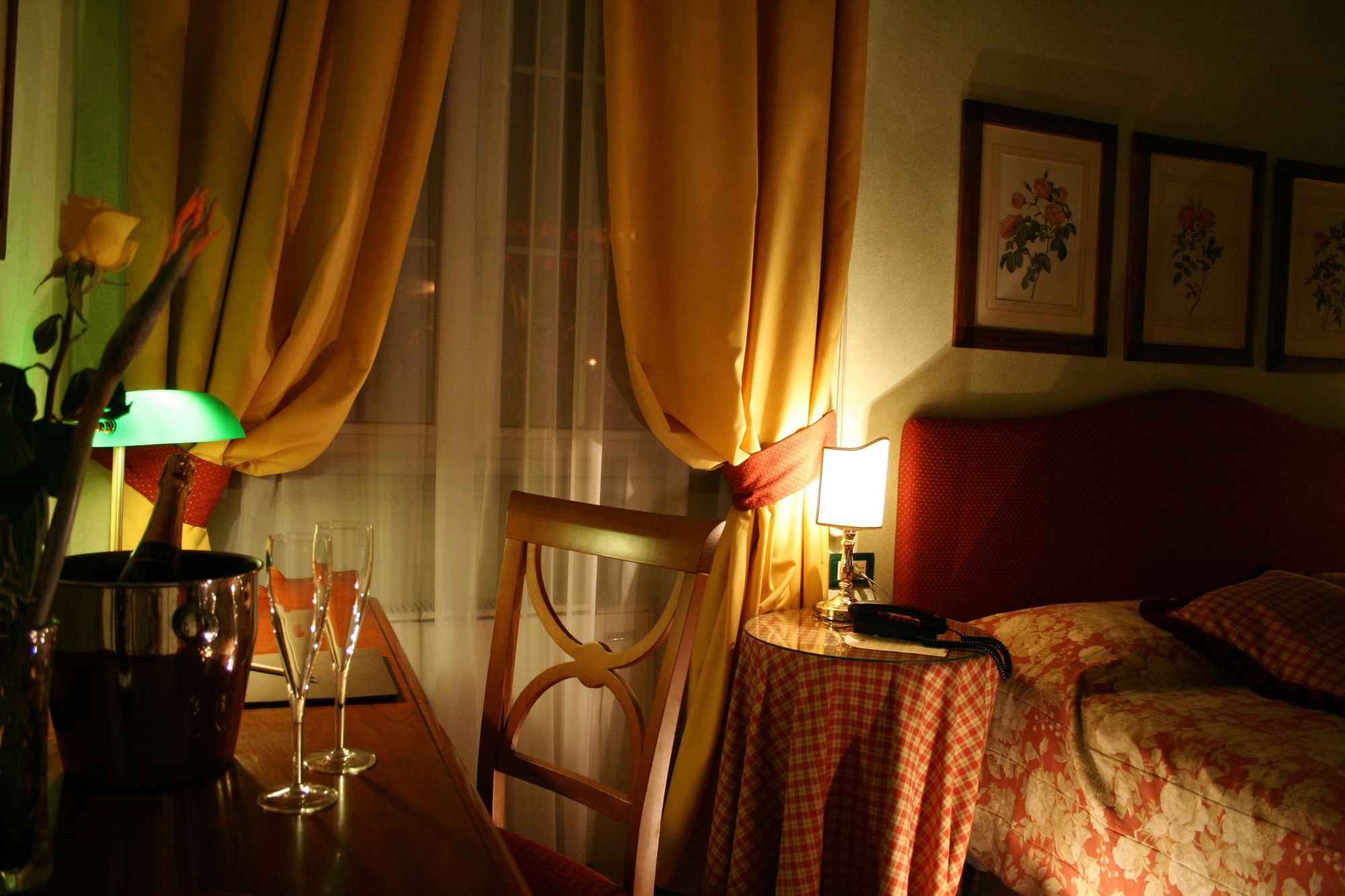 Фото Rosary Garden