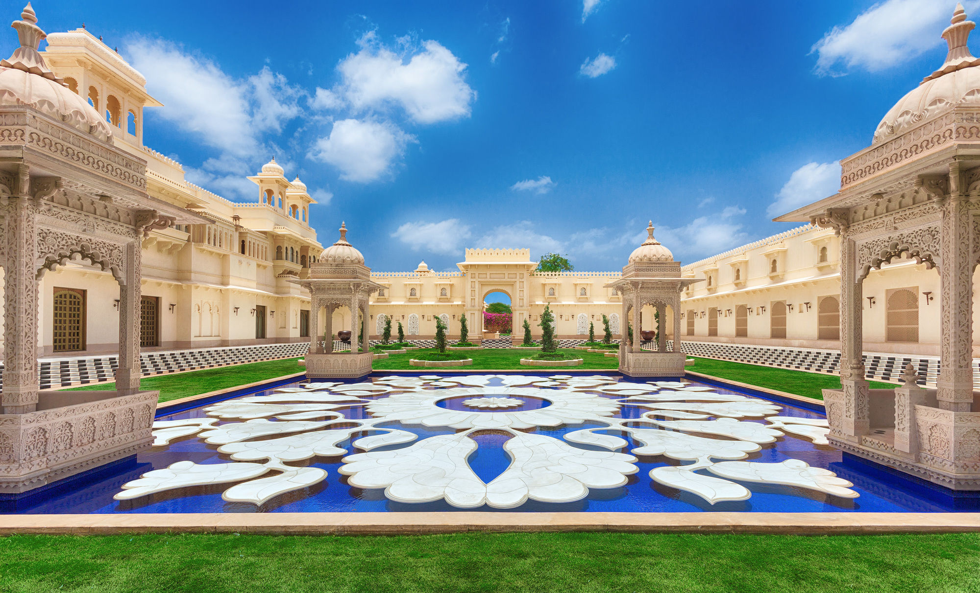Фото The Oberoi Udaivilas, Udaipur