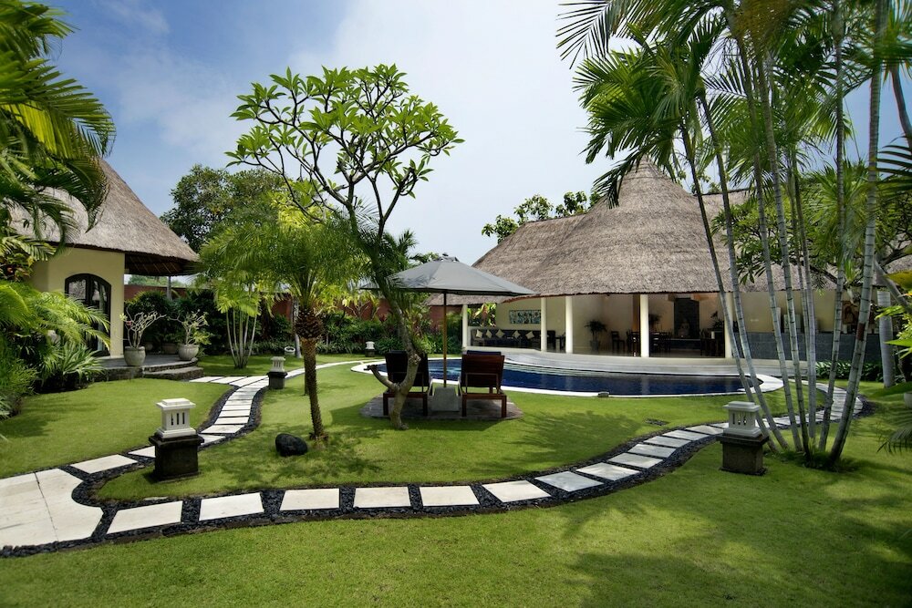 Фото The Dusun