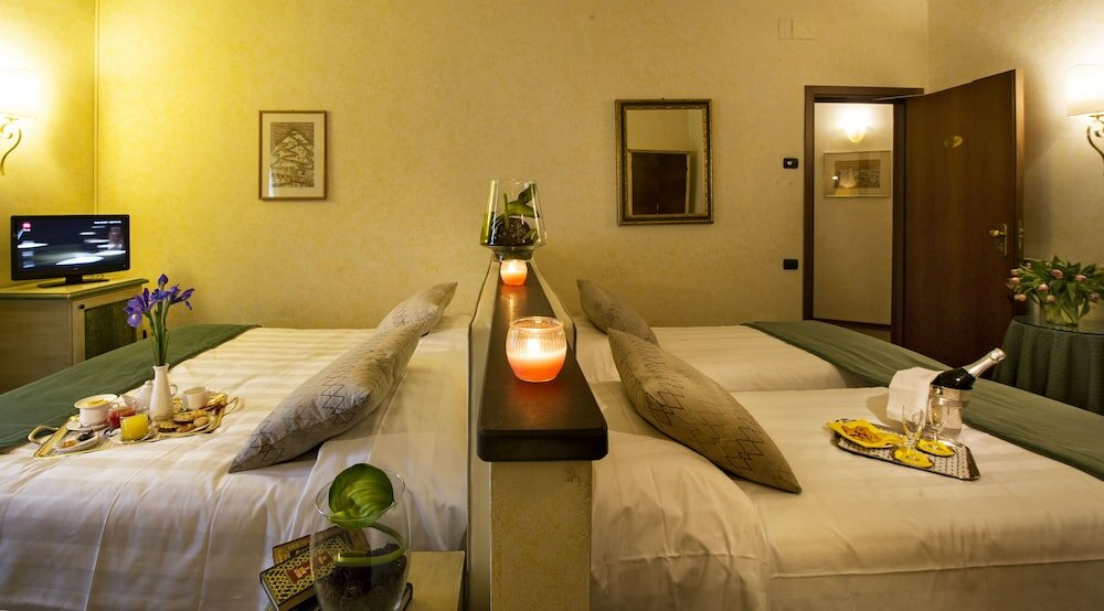 Фото Hotel Gattapone