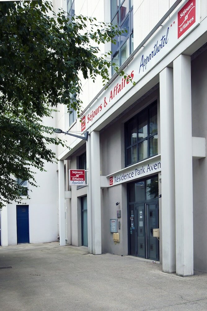 Фото Residhome Appart Hotel Lyon Gerland