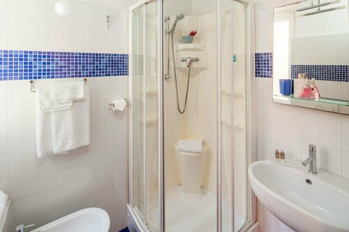 Гостиница Albergo la Piazzetta в Рапалло