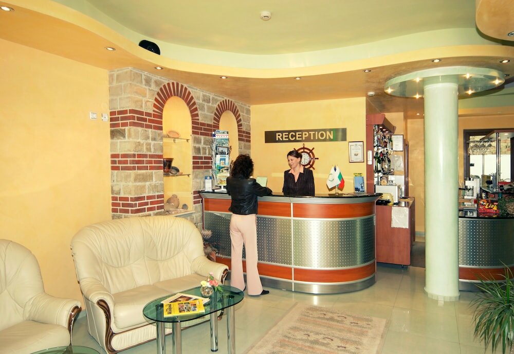 Фото Hotel Dionis